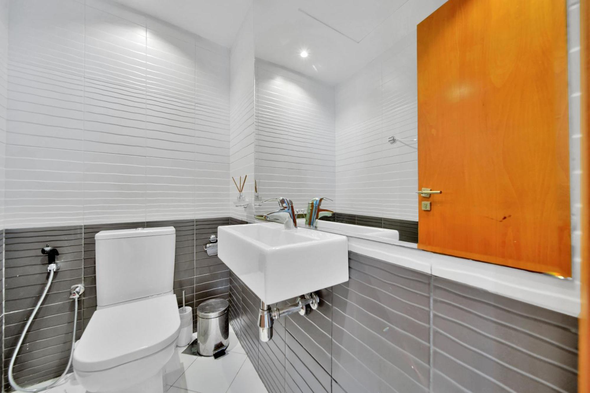Magnificent Marina View Luxurious 2 Bedroom Appartement